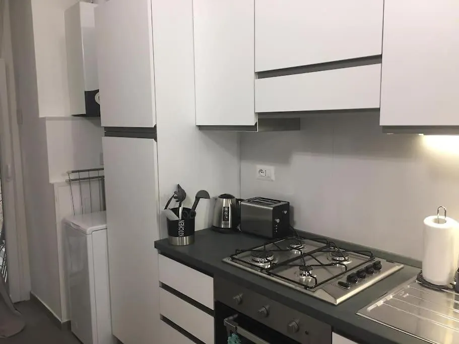 Beautiful Apartment Next To Piazza Di Spagna Rome