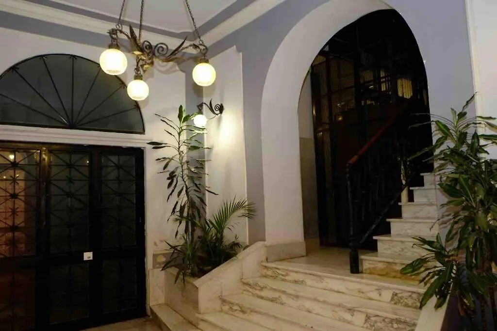Beautiful Apartment Next To Piazza Di Spagna Rome Italy