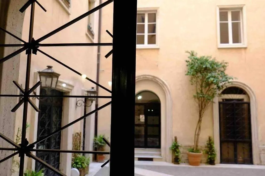 Beautiful Apartment Next To Piazza Di Spagna Rome 0*,  Italy