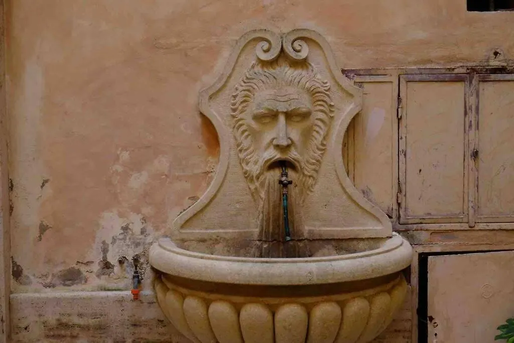 Beautiful Apartment Next To Piazza Di Spagna Rome