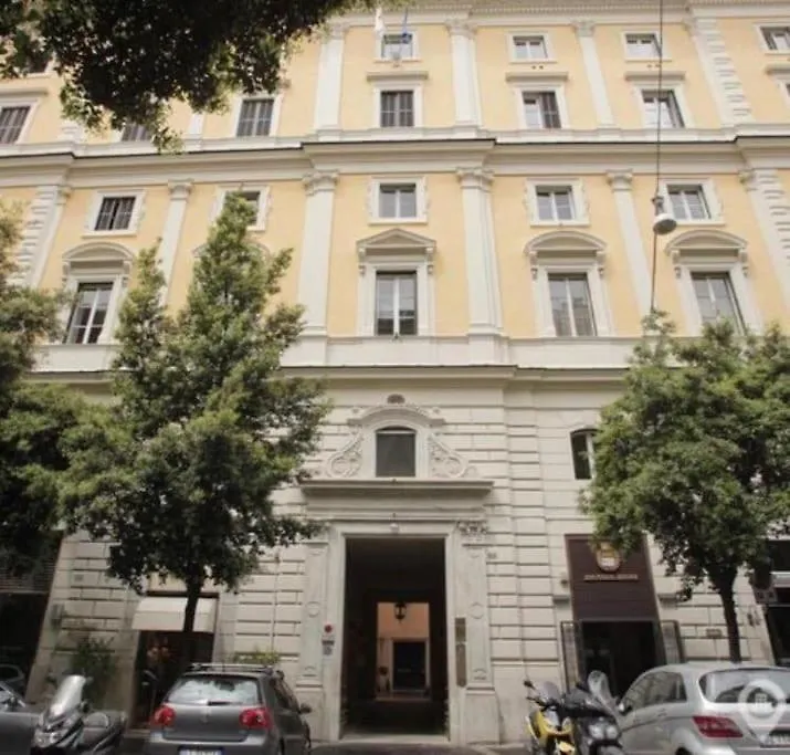 Beautiful Apartment Next To Piazza Di Spagna Rome